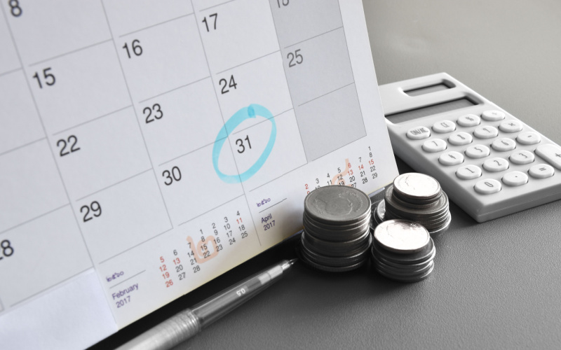 Calender with credit card payment date circled